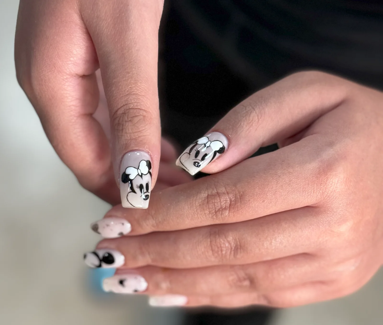خدمات و طراحی تخصصی ناخن در Nasrin Nail Bar